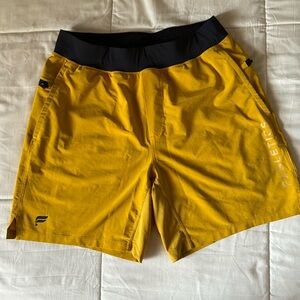 FABLETICS size medium “The Franchise Short”